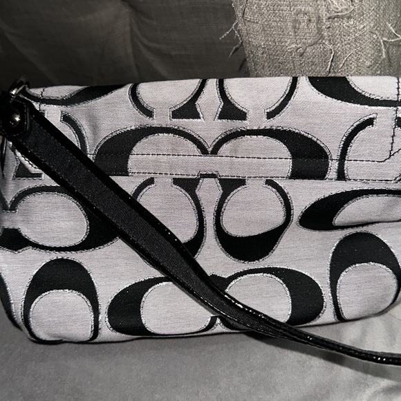 NWOT coach gray and black canvas bag with beautiful purple silk inside new - Picture 4 of 8